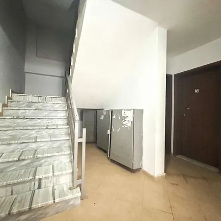 Azure Dream G8 Appartamento Golem (Tirana)